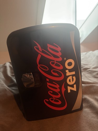 Coca cola mini fridge - mini,