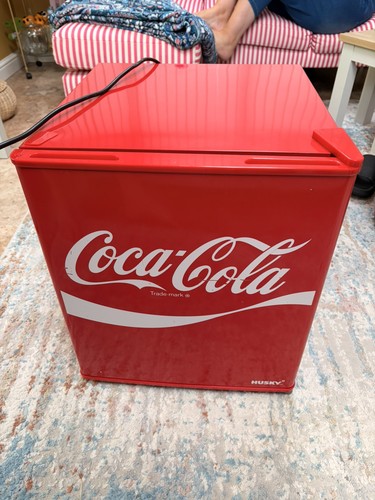 Husky coca cola mini - husky, fridge.
